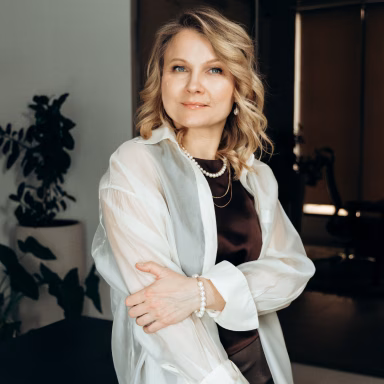 Юлия Наместникова